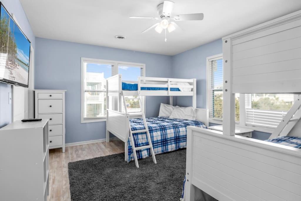 Pool Haven Ocean View Oak Island Exterior foto