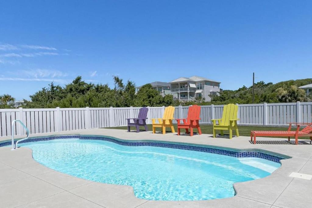 Pool Haven Ocean View Oak Island Exterior foto