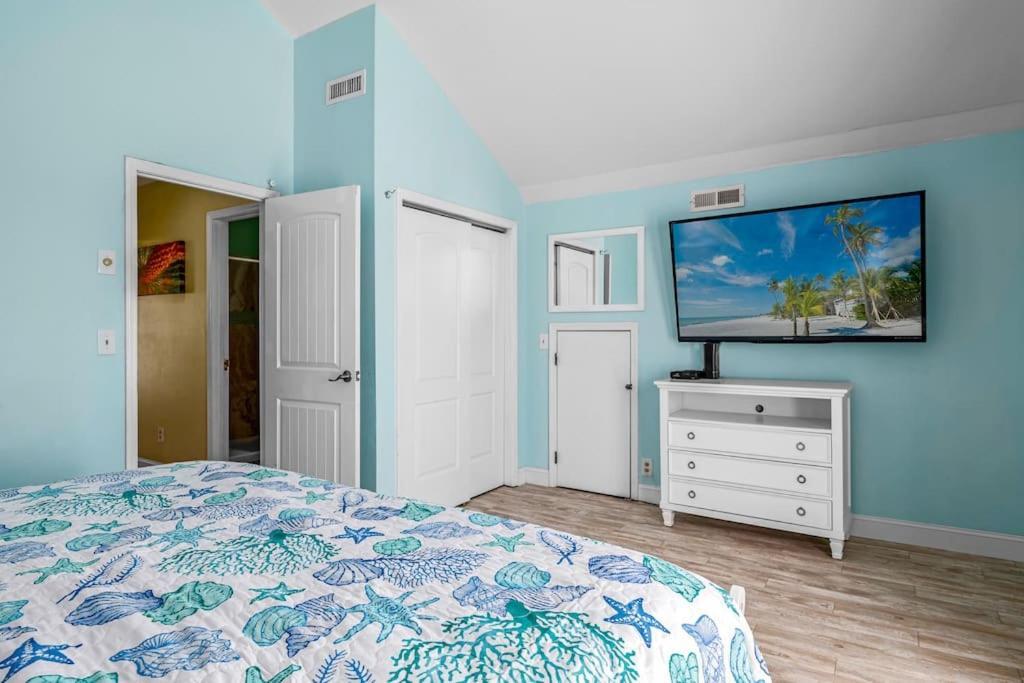 Pool Haven Ocean View Oak Island Exterior foto