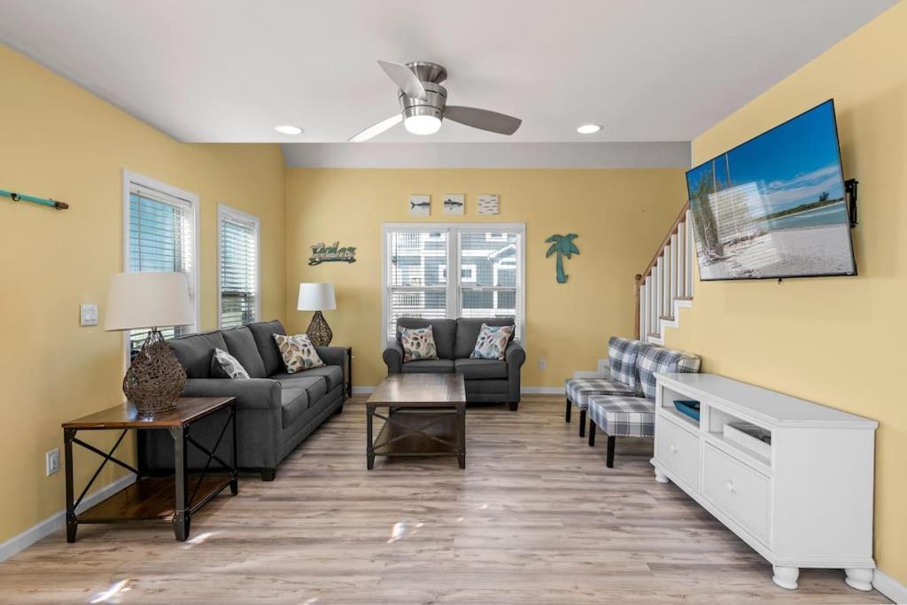 Pool Haven Ocean View Oak Island Exterior foto